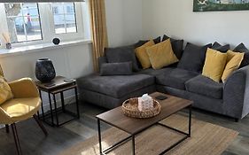 44 Gower Holiday Village Ty Gwyr Cosy 2 Bedroom Chalet With A Seasonal Indoor Pool
